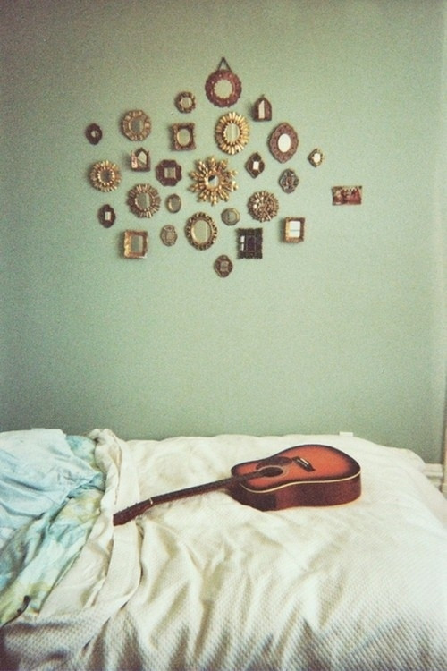 DIY Bedroom Wall Decorations
 39 Simple and Spectacular DIY Wall Art Projects That Will