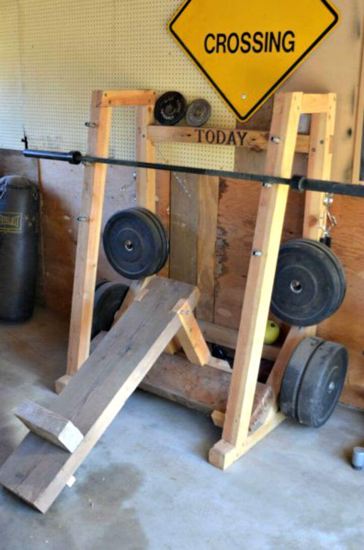 DIY Bench Press Rack
 25 Best Gym Equipment Projects to DIY At Home ⋆ DIY Crafts