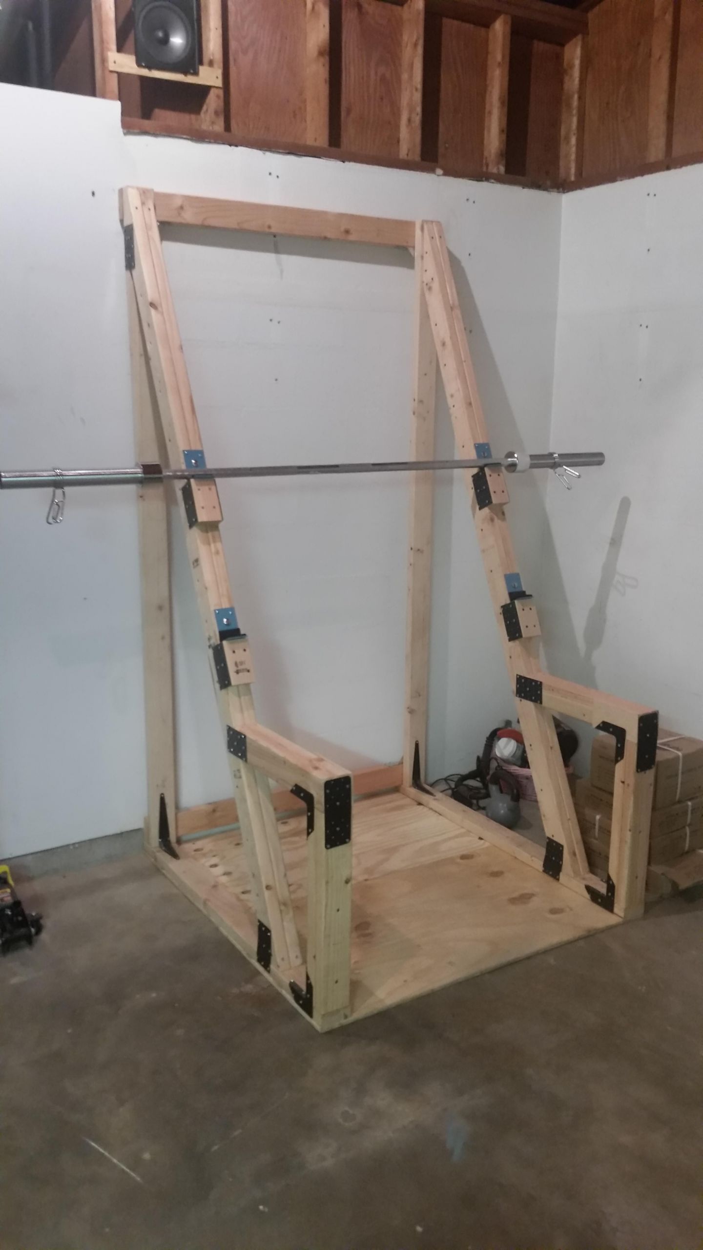 DIY Bench Press Rack
 DIY Squat Rack