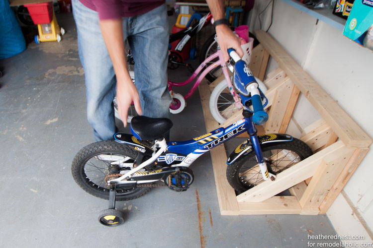 DIY Bicycle Rack Garage
 Remodelaholic
