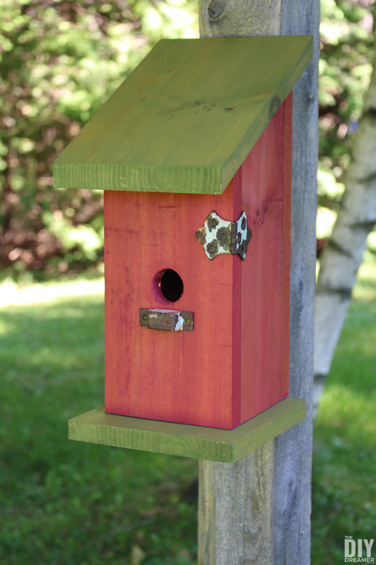 DIY Bird House Plans
 Building a Nail Less Screw Less Glue Less Birdhouse