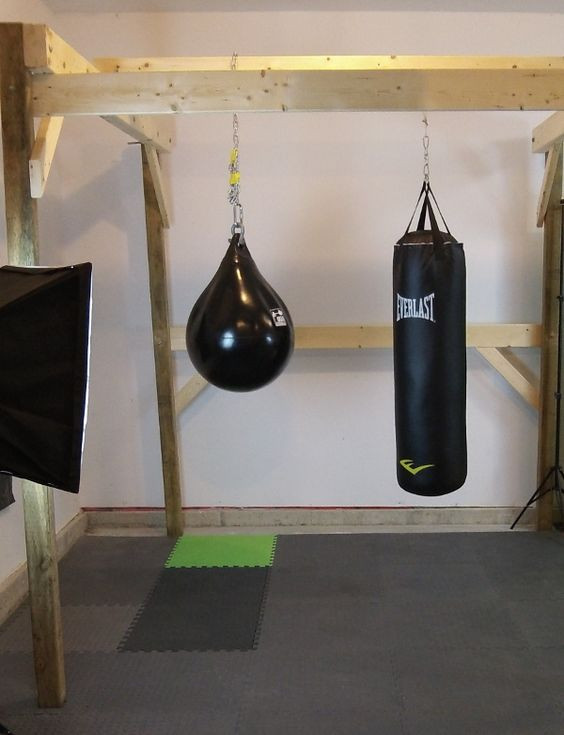 DIY Boxing Bag
 Punching bag Home gyms and Gym on Pinterest