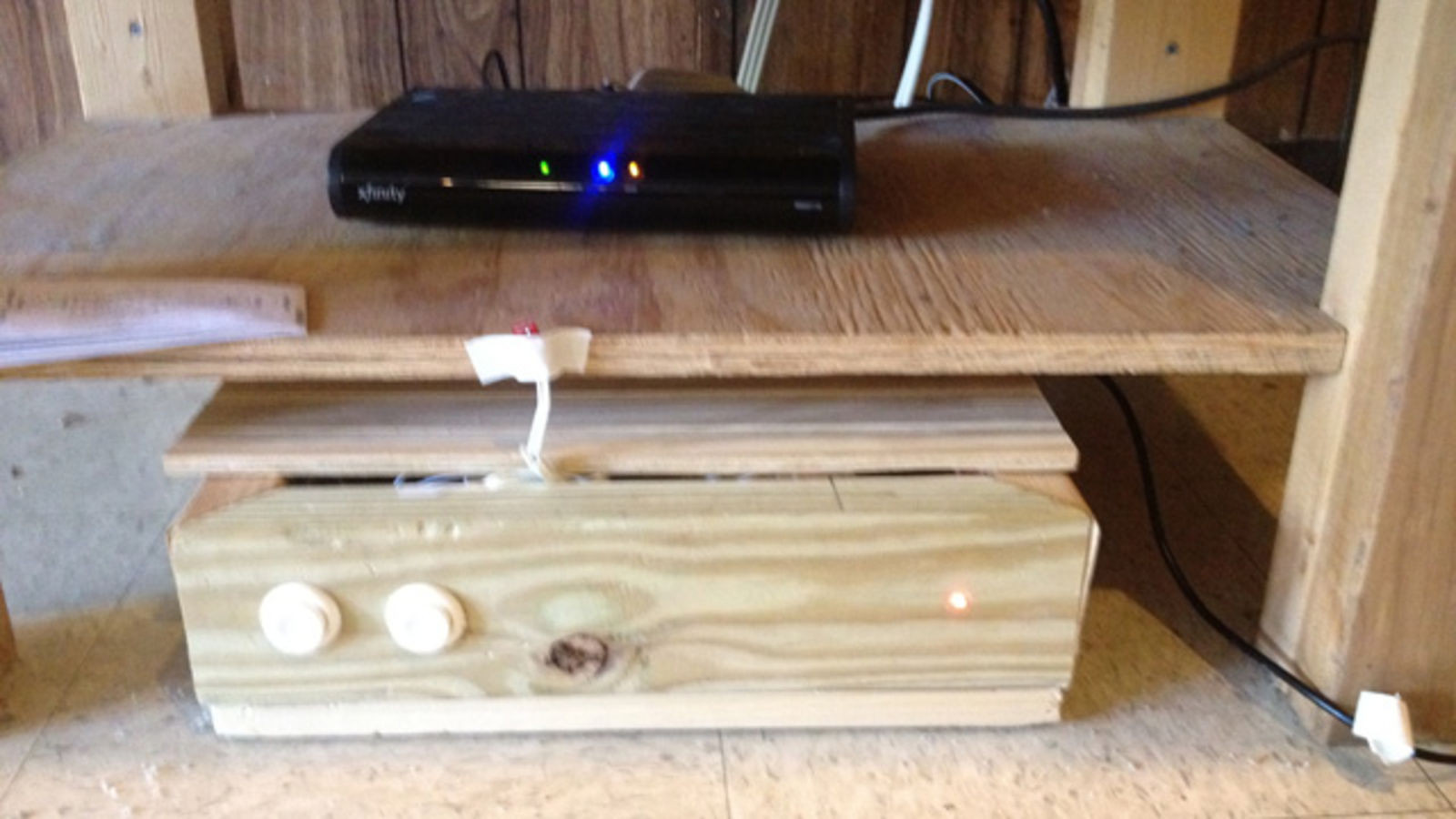 DIY Cable Box
 DIY Cable Box Controls Your TV from Any Laptop or Smartphone