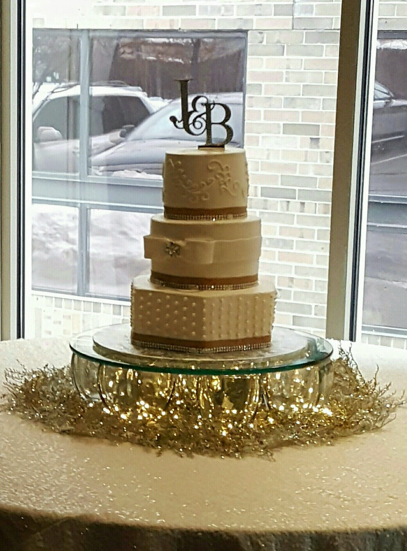 DIY Cake Stands Wedding
 DIY wedding cake stand sitting atop DIY mat Created with