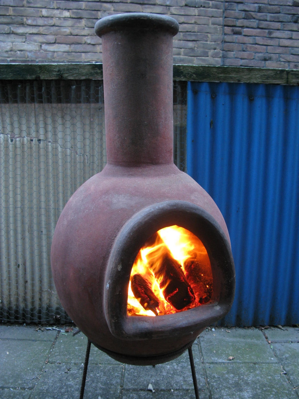 DIY Chiminea Outdoor Fireplace
 DIY Clay Chiminea Outdoor Fireplace — Randolph