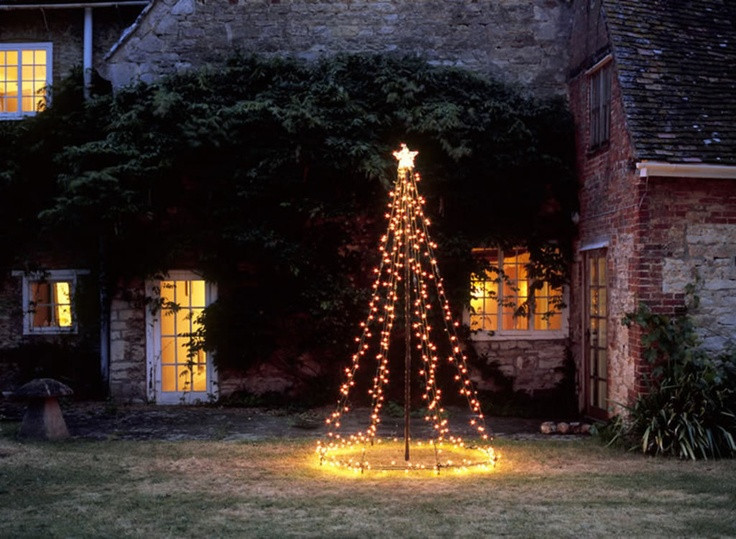 DIY Christmas Light Tree
 DIY Christmas Light Decoration Ideas Outdoor Christmas