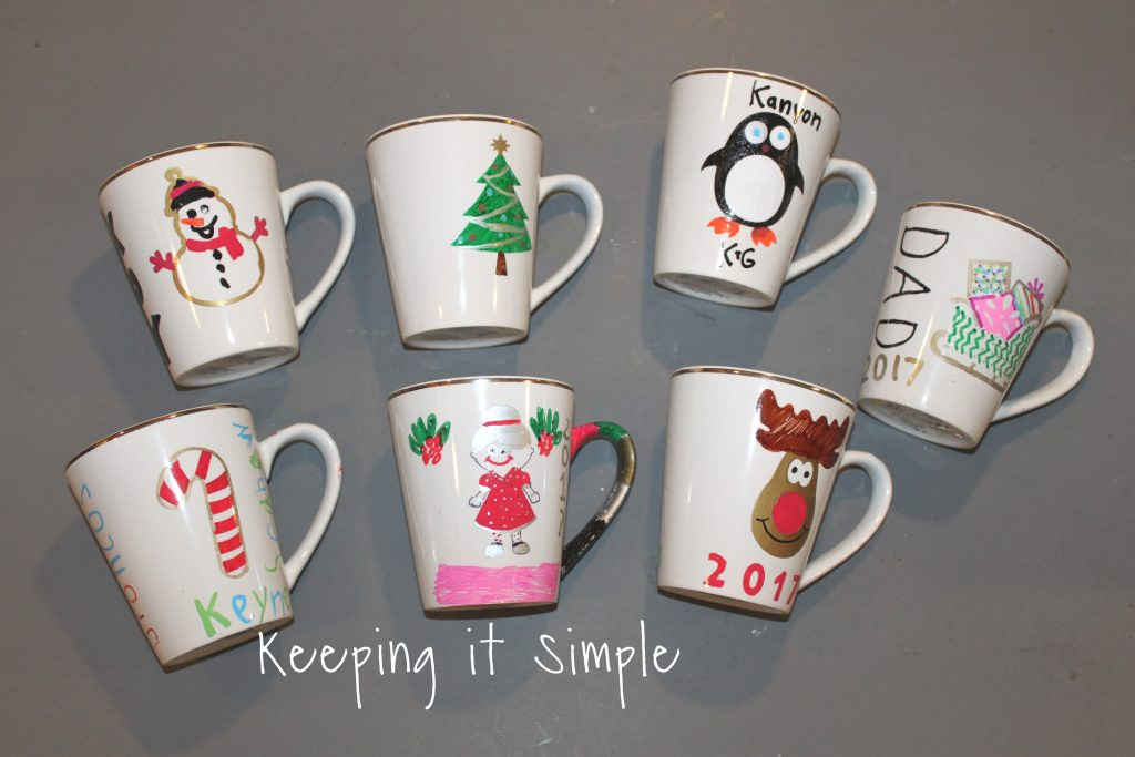 DIY Christmas Mug
 DIY Personalized Christmas Mugs • Keeping it Simple