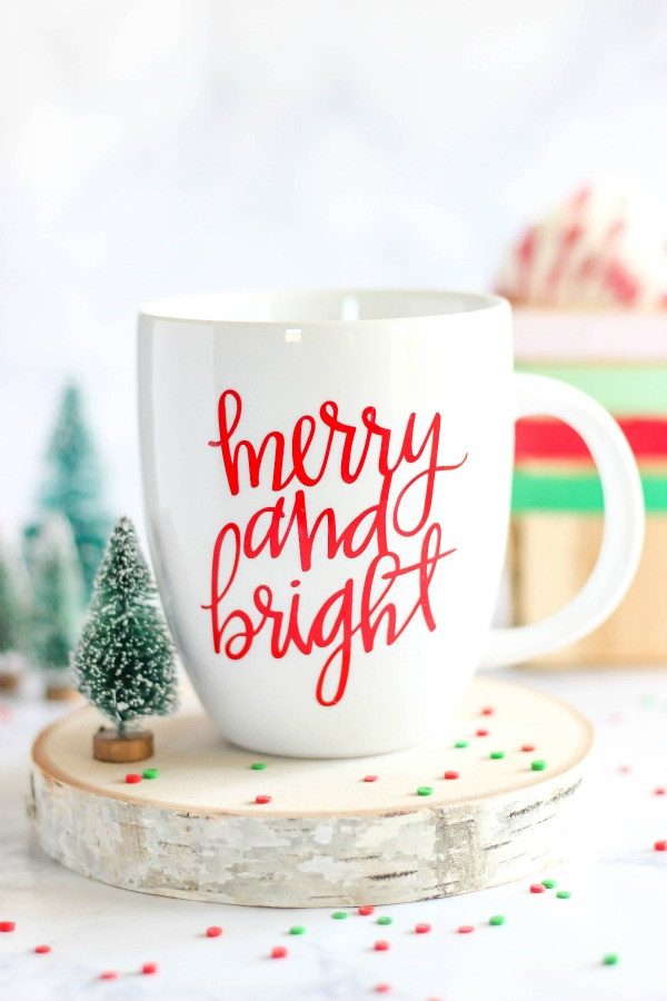 DIY Christmas Mug Gifts
 12 Bud Friendly And Easy DIY Christmas Gifts For Girls