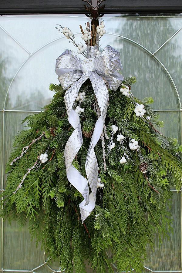 DIY Christmas Swags
 DIY Christmas Swag Wreath Clean and Scentsible