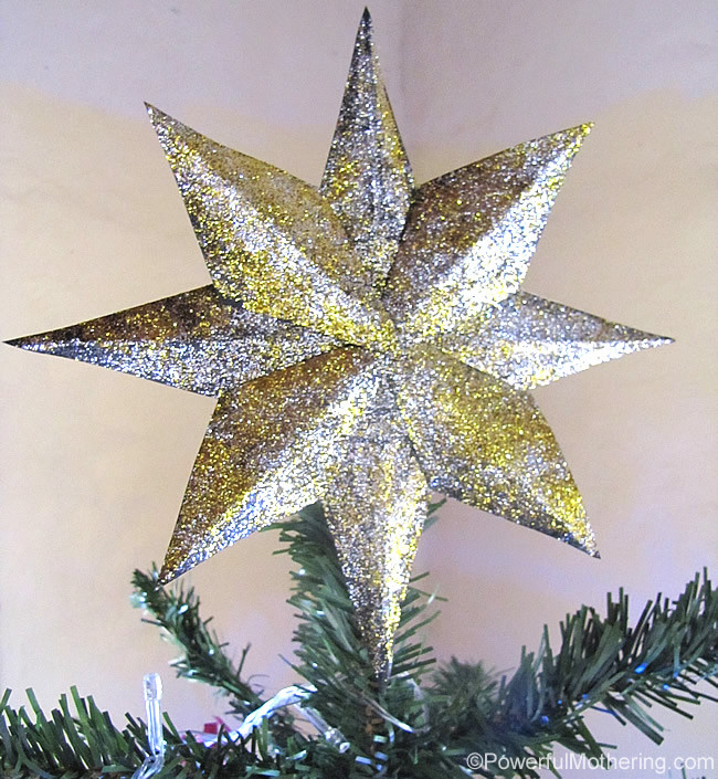 DIY Christmas Tree Star
 DIY Glitter Star Tree Topper