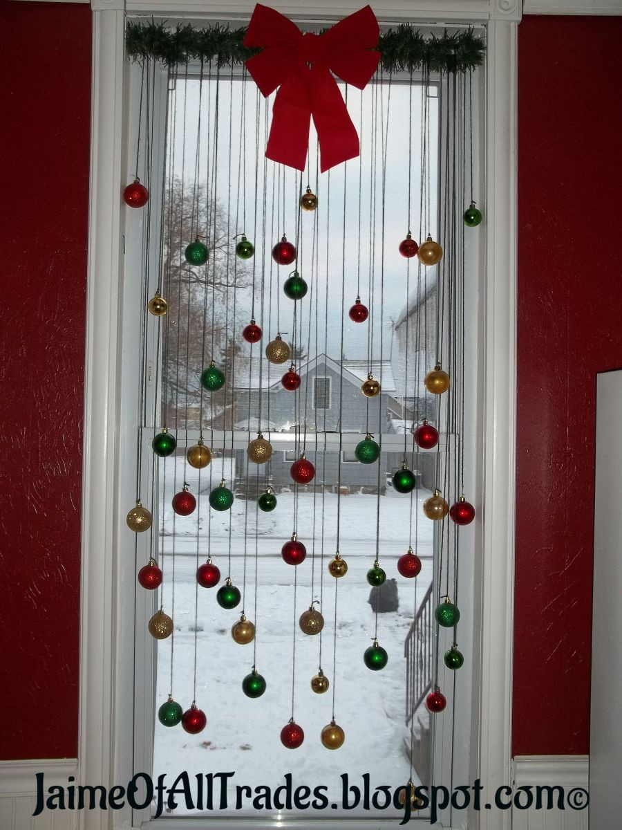 DIY Christmas Window Decorations
 Hometalk