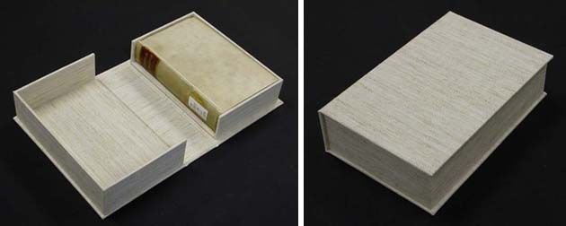 DIY Clamshell Box
 General direction on making drop spine boxes also known