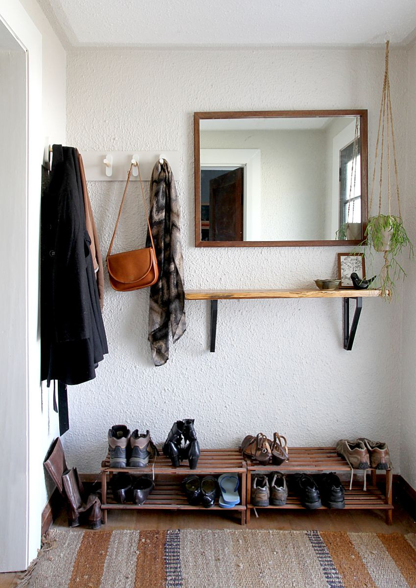 DIY Coat Rack Shelf
 DIY Coat Rack – Tutorial and Inspiration