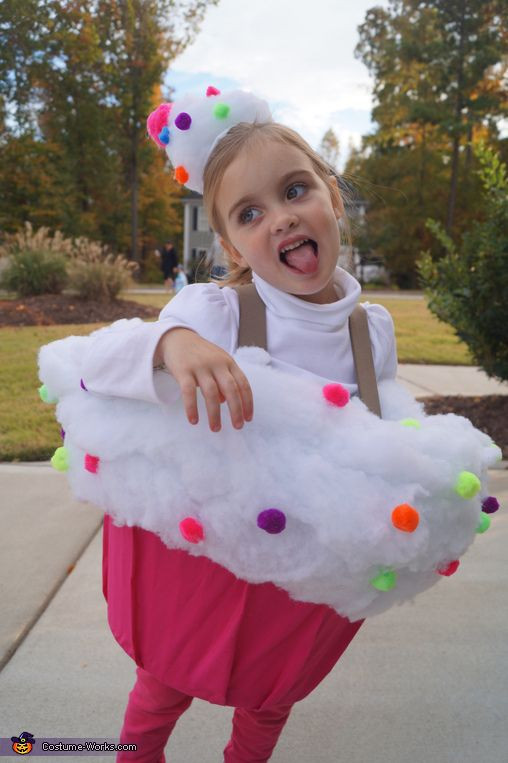 DIY Cupcake Costume
 3246 best Halloween Costume Ideas images on Pinterest