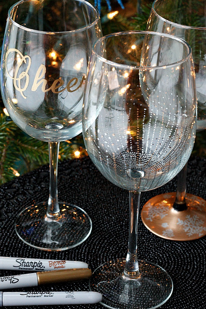 DIY Decorative Wine Glasses
 belle vie DIY Wine Glasses using Sharpies belle vie