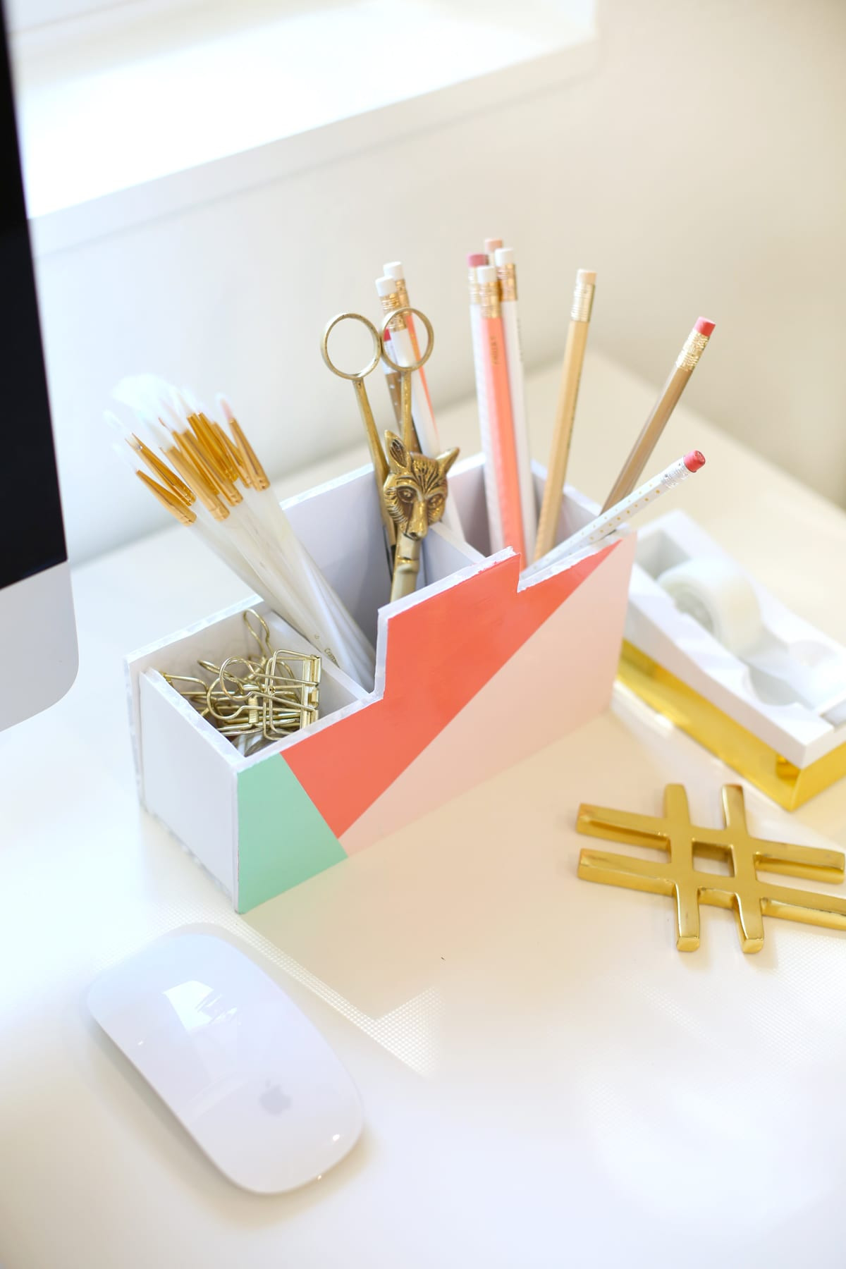 DIY Desk Organizer Ideas
 DIY Back to School Desk Organizer Lovely Indeed