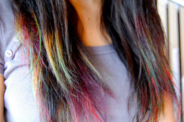 DIY Dip Dye Hair
 DIY Rainbow Ombré Tips