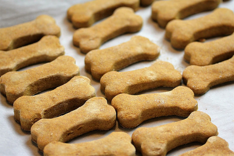 DIY Dog Treats With Peanut Butter
 Homemade Pumpkin and Peanut Butter Dog Treats Recipe