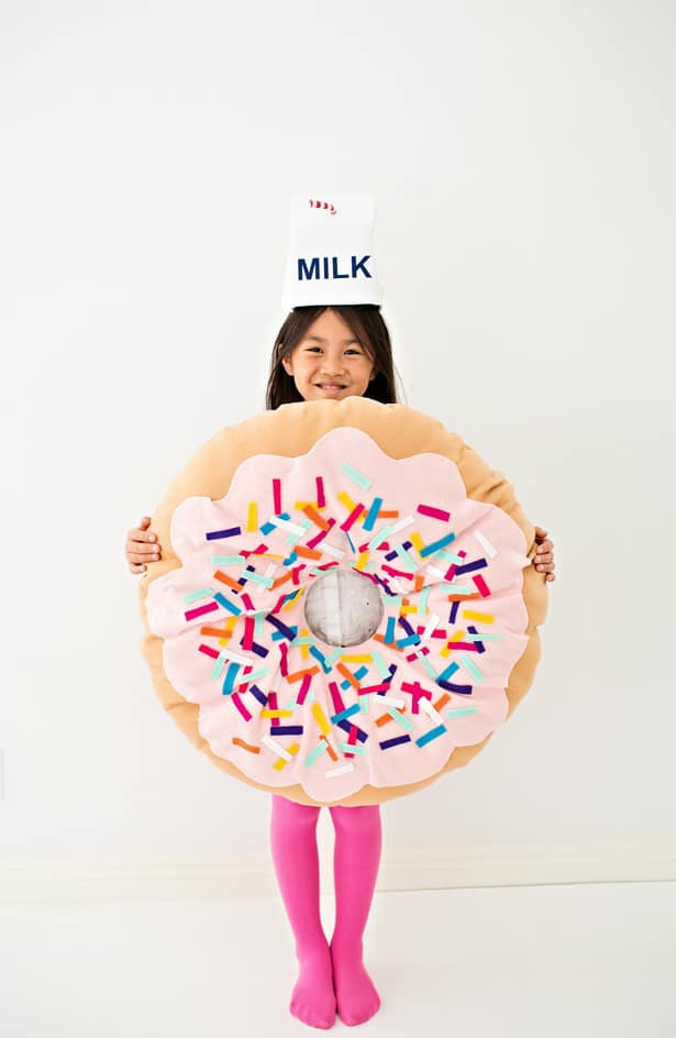 DIY Donut Costume
 DIY NO SEW FELT DONUT COSTUME FOR KIDS