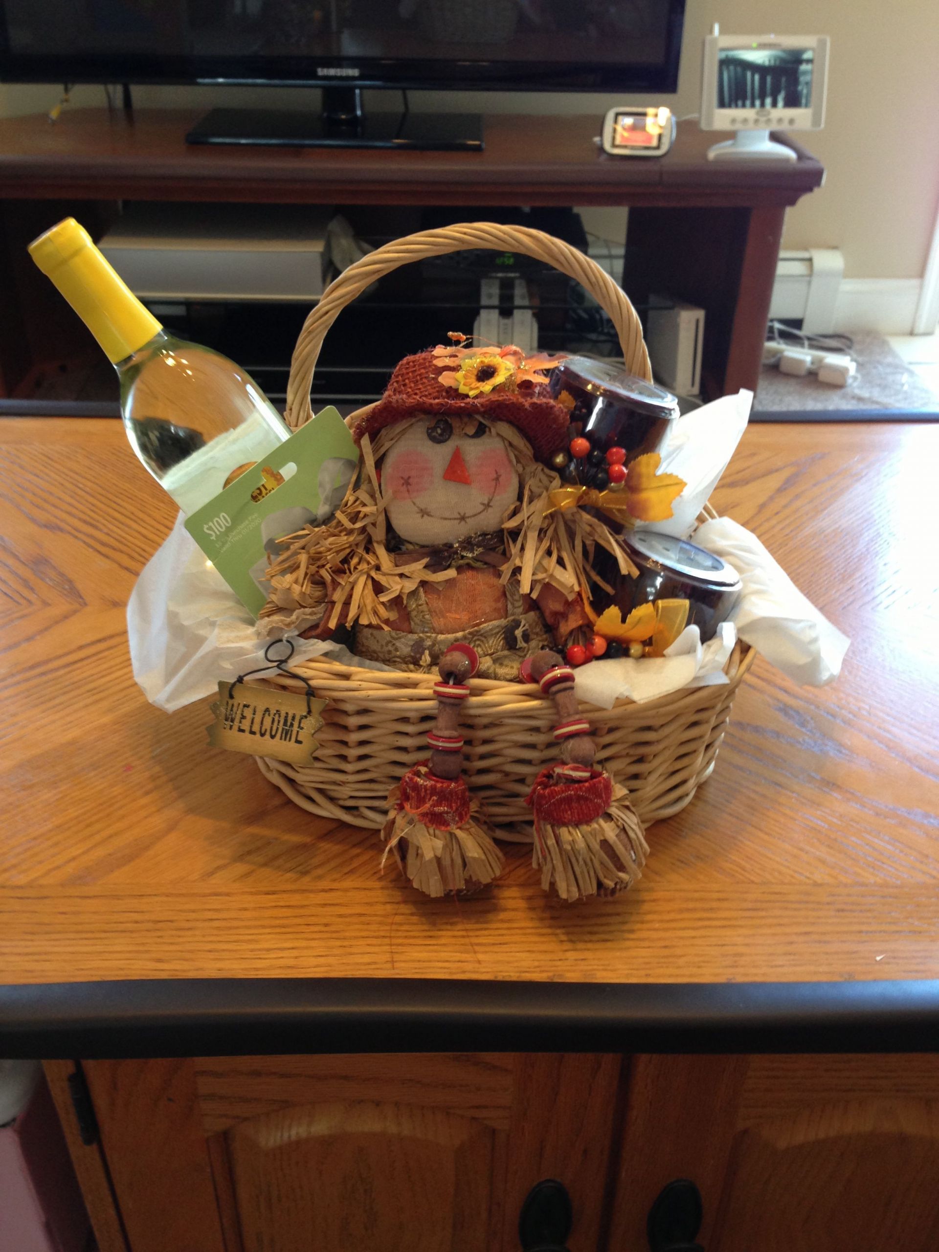 Diy Fall Gift Basket Ideas
 Fall t basket With images