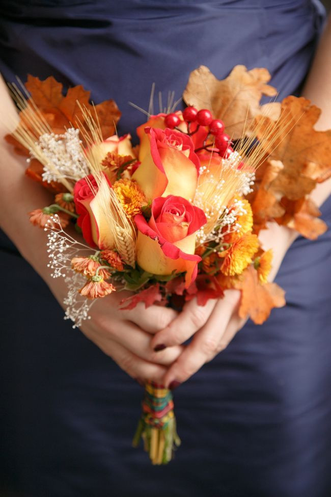 DIY Fall Wedding Bouquet
 A Festively Creative DIY Fall Wedding