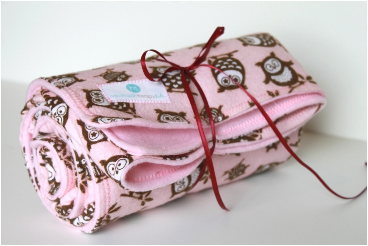 DIY Fleece Baby Blanket
 Top 10 Darling DIY Baby Blanket Tutorials And Free