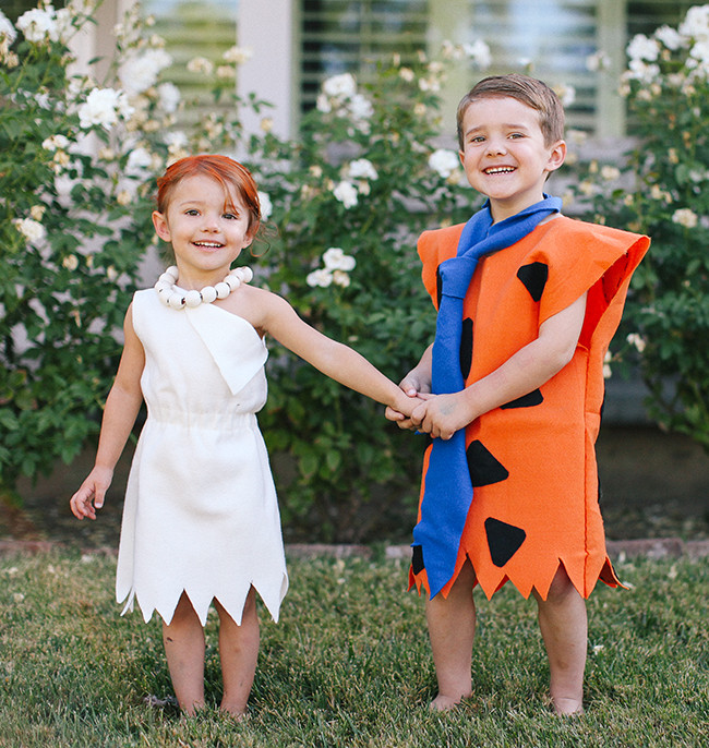 DIY Flintstones Costumes
 Fred And Wilma Flintstone Costume DIY