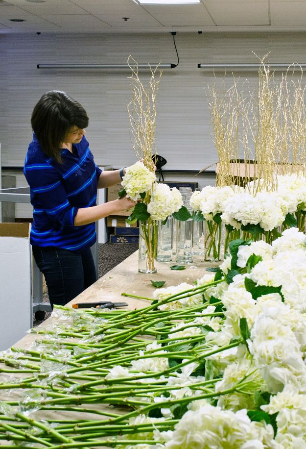 DIY Flower Centerpieces For Weddings
 Do It Yourself Wedding Centerpieces