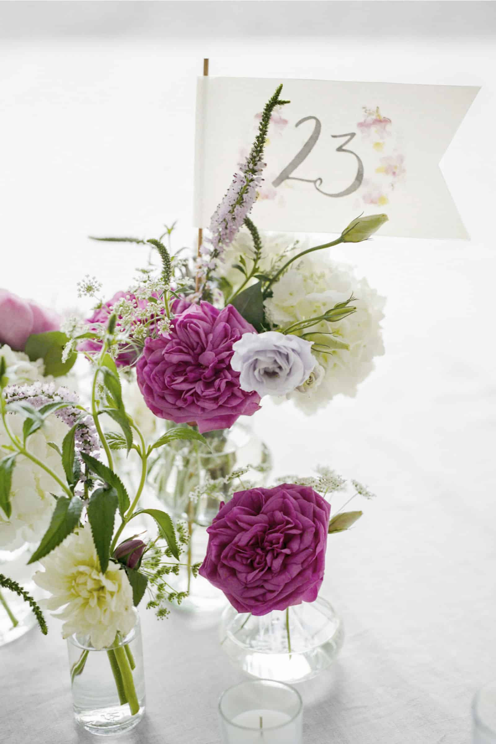 DIY Flower Centerpieces For Weddings
 15 Wedding Centerpieces That You Can DIY