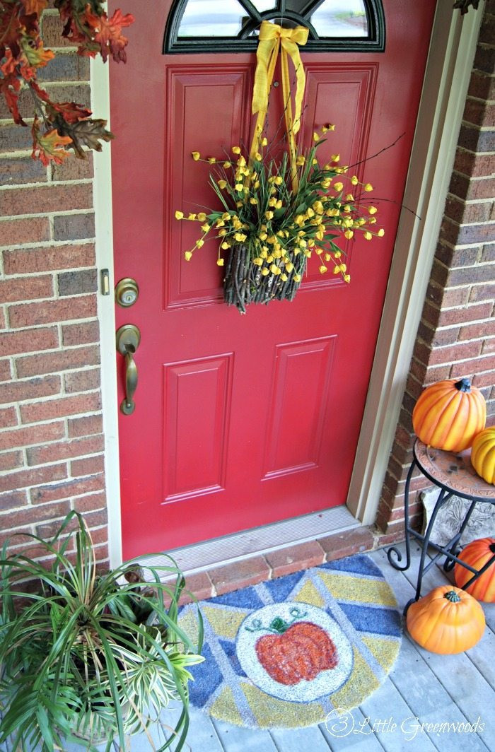 DIY Front Door Decor
 12 DIY Fall Door Decorations