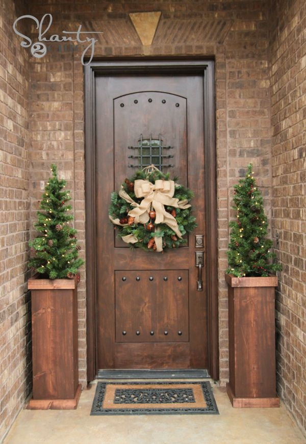 DIY Front Door Decor
 37 Beautiful Christmas Front Door Decor Ideas