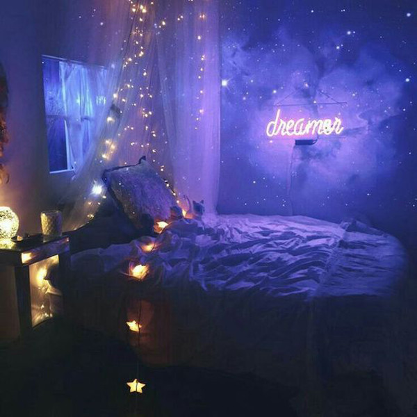 DIY Galaxy Room Decor
 10 Cozy And Dreamy Bedroom With Galaxy Themes