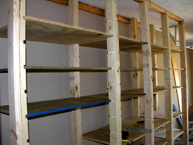 DIY Garage Shelves Plans
 20 DIY Garage Shelving Ideas