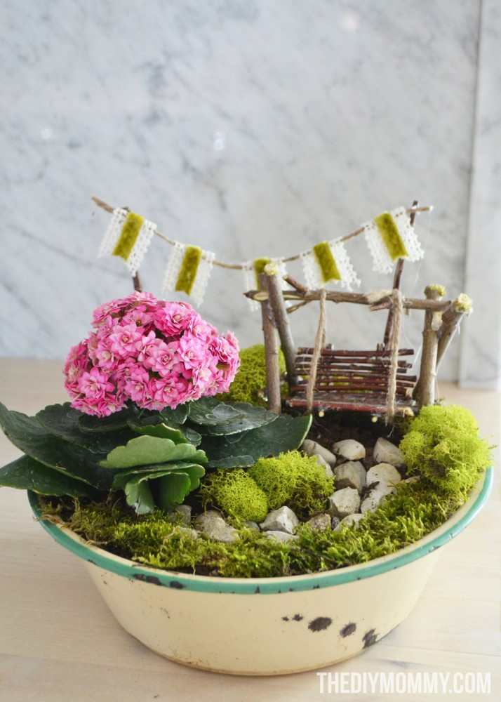 DIY Garden Gifts
 Mini Fairy Garden in a Tin Gift Handmade Mother’s Day