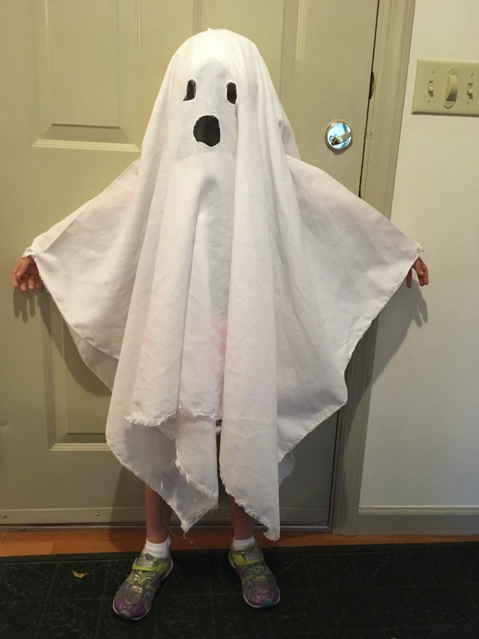 DIY Ghost Costume For Toddler
 How To Make A Ghost Costume It s Harder Than You d Think