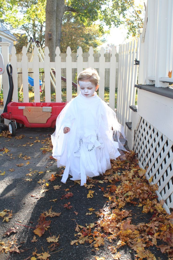DIY Ghost Costume For Toddler
 No sew toddler ghost costume Use white turtle neck and