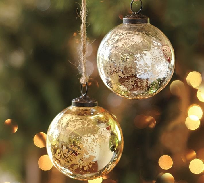 DIY Glass Christmas Ornaments
 Smart DIY Glass Ball Ornaments For This Christmas