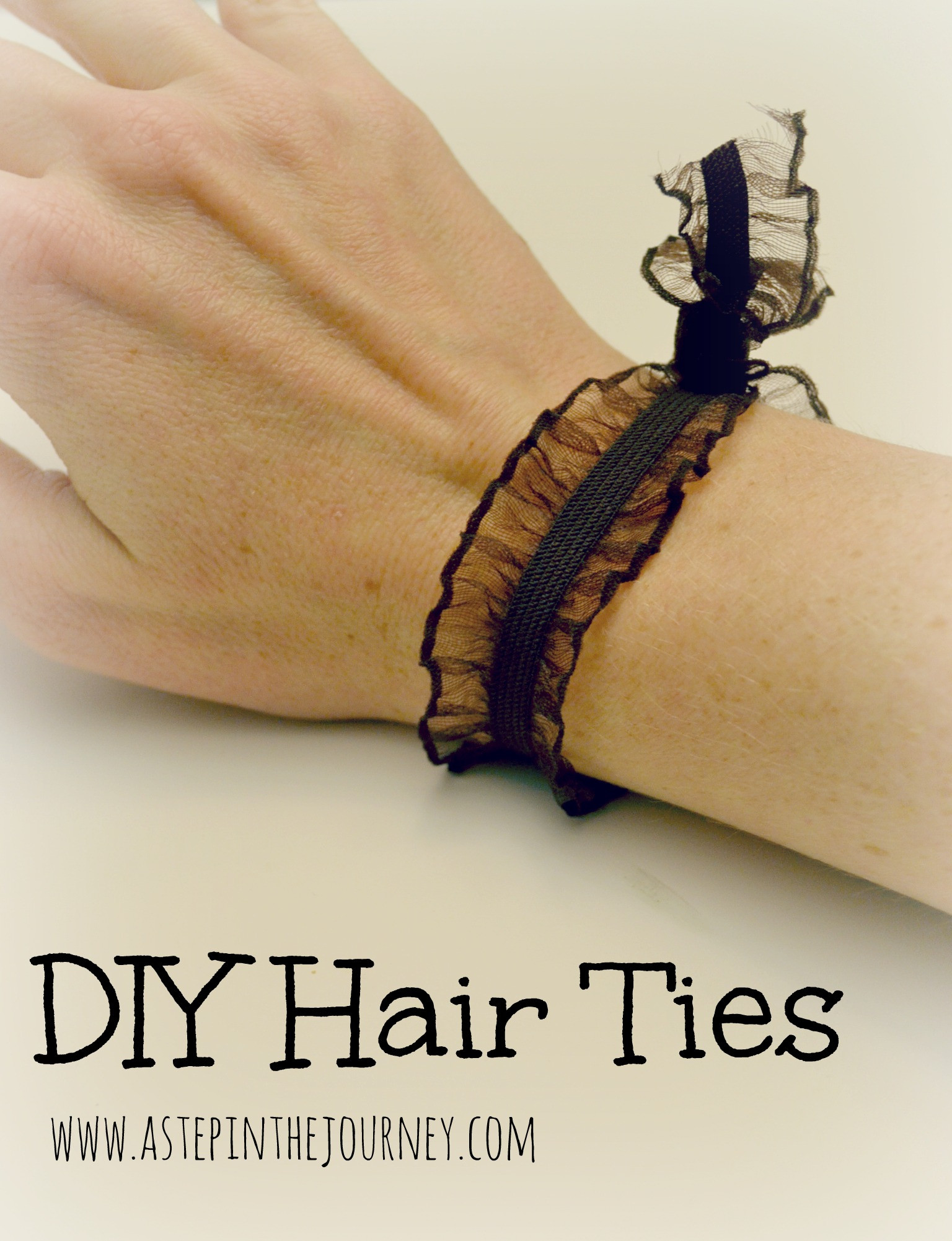 DIY Hair Ties
 DIY Elastic Hair Tie