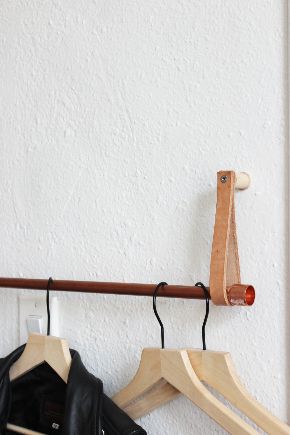 DIY Hanging Clothing Rack
 DIY Copper and Leather Hanging Clothing Rack — hometohem