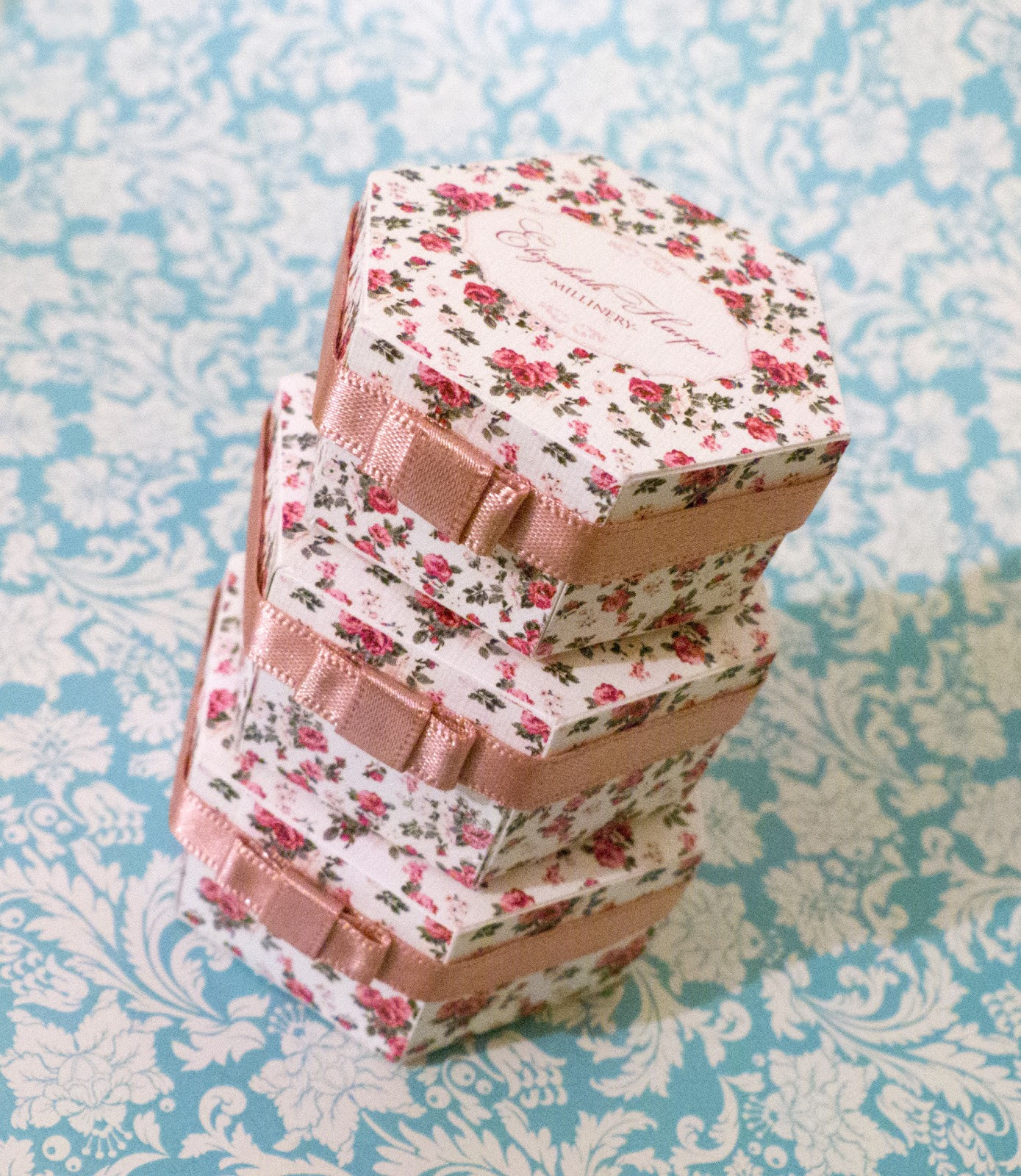 DIY Hat Boxes
 Petite Pursuits DIY Hat Boxes