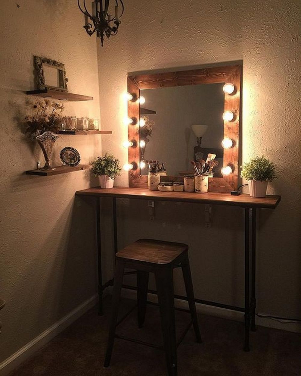 DIY Hollywood Lighted Vanity Mirror
 DIY Hollywood Lighted Vanity Mirror – DIY projects for