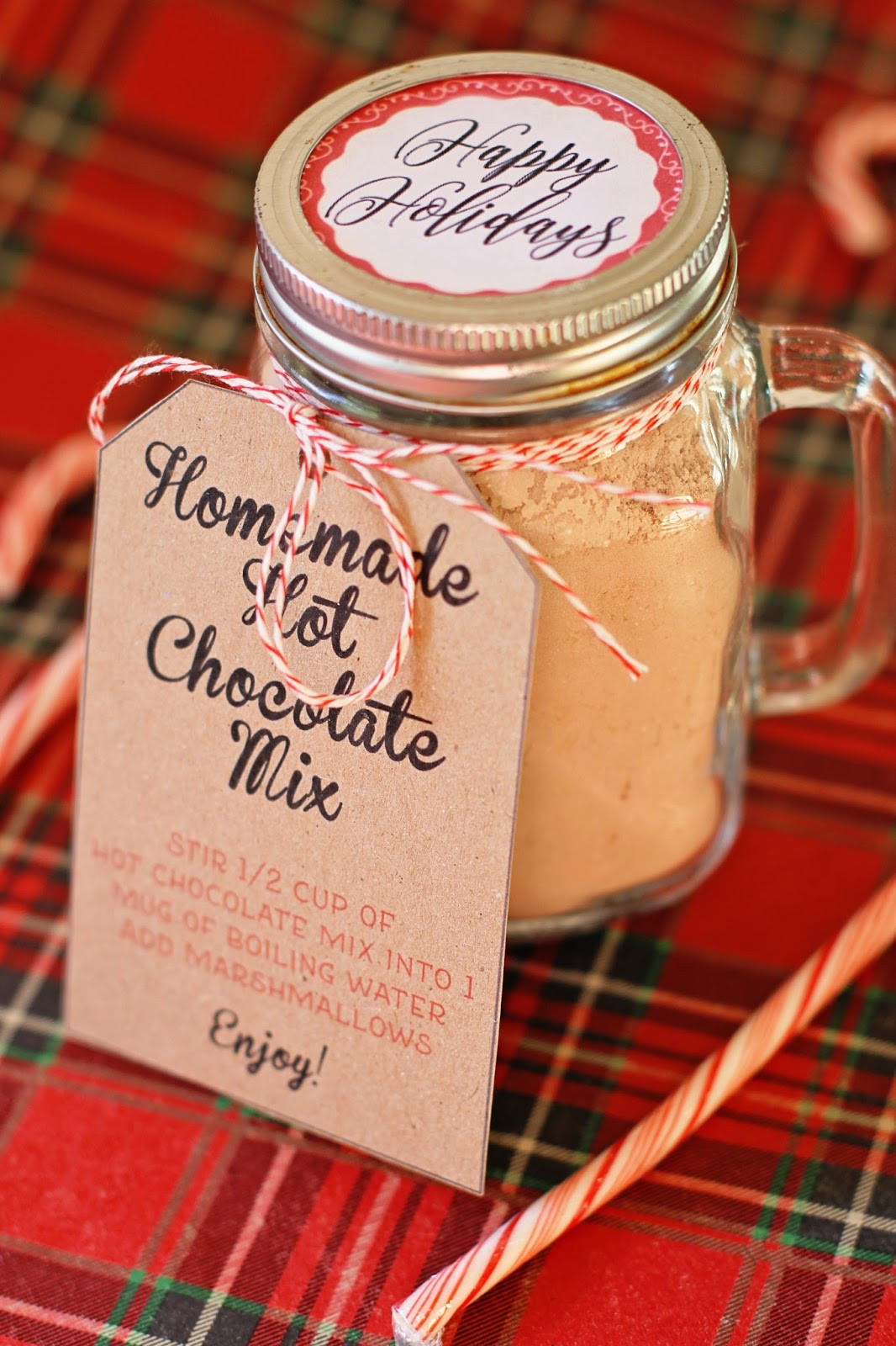 DIY Hot Chocolate Gifts
 Running from the Law DIY Homemade Hot Chocolate Gift Basket