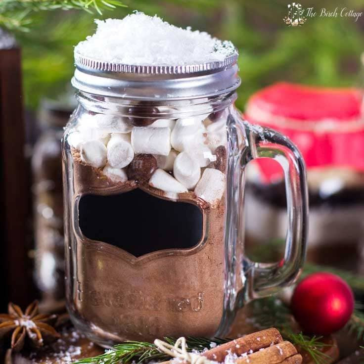 DIY Hot Chocolate Gifts
 Homemade Hot Chocolate Mix Gift Idea with Free Printable