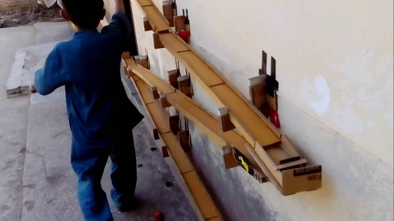 DIY Hotwheels Track
 Track Hot Wheels Cardboard bahan kardus Homemade