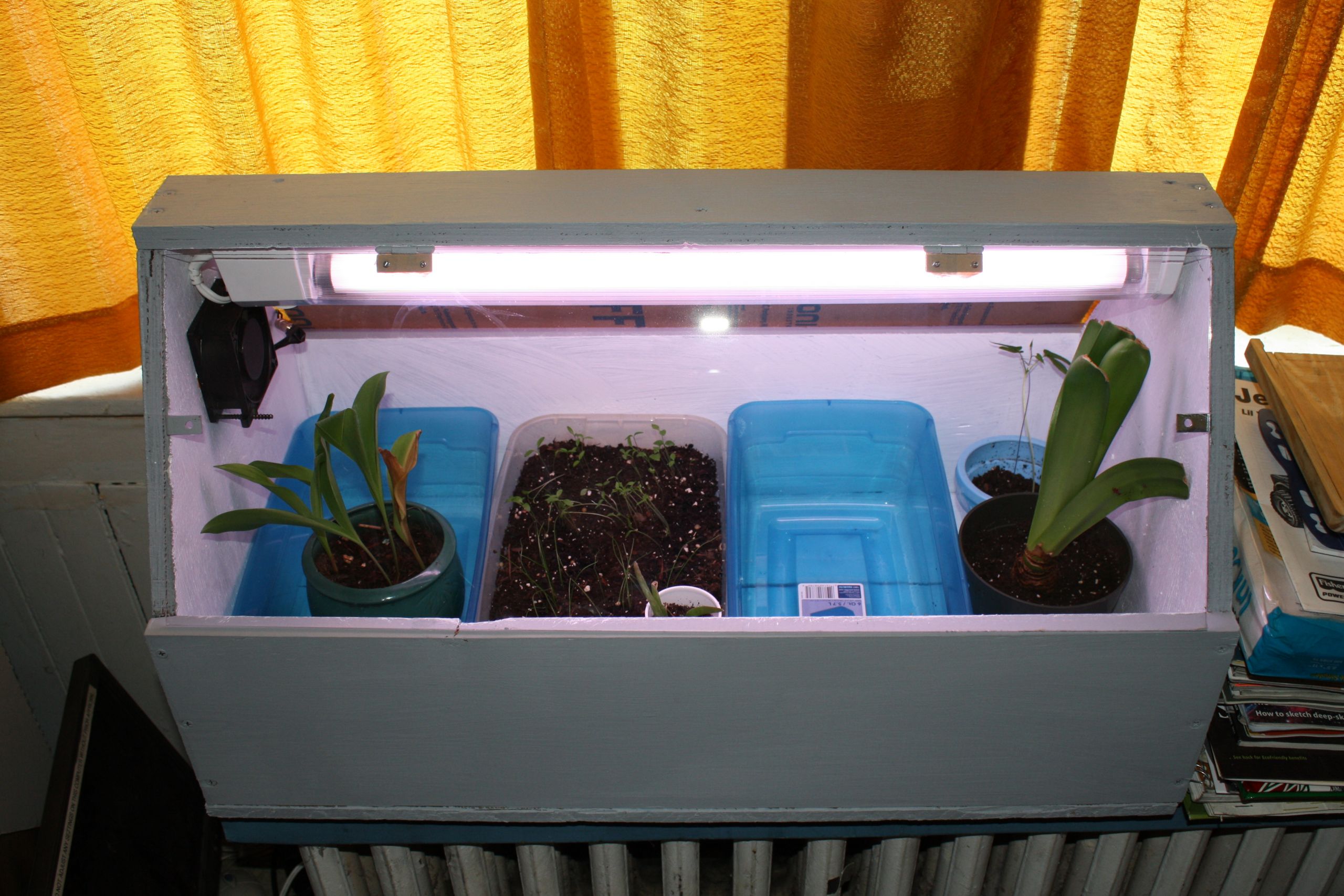 DIY Indoor Grow Box
 12 DIY Homemade Grow Boxes to Control the Growing Environment