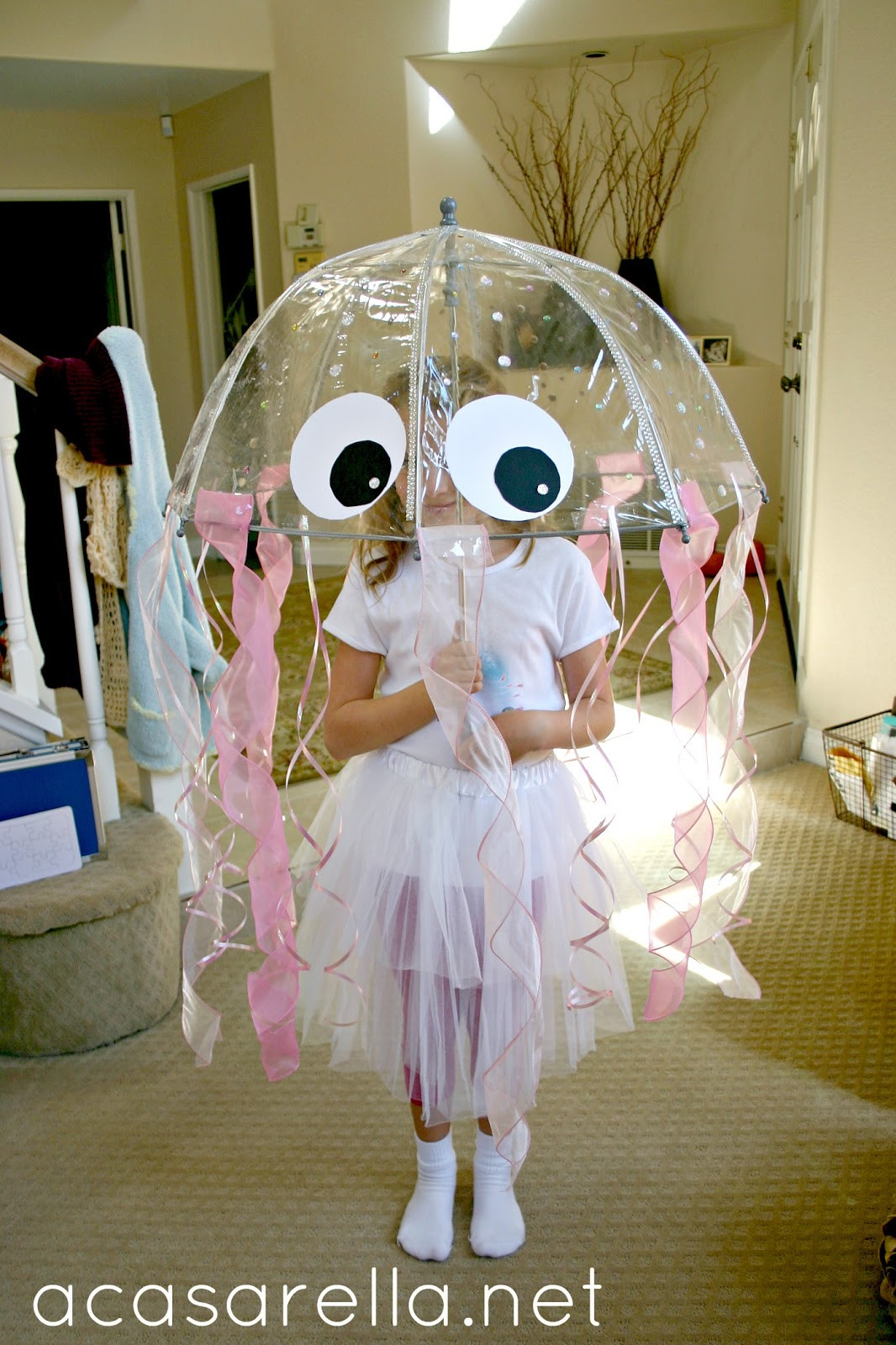 DIY Jellyfish Costumes
 DIY Jellyfish Costume