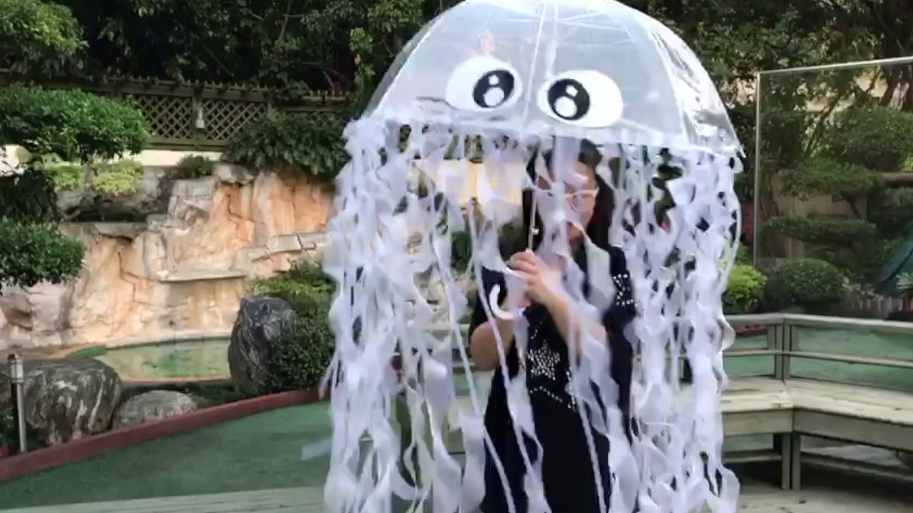 DIY Jellyfish Costumes
 [DIY] LED Jellyfish costume