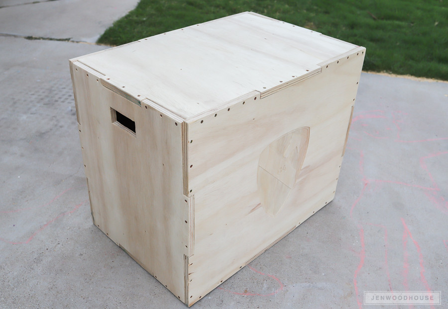 DIY Jump Box
 Build a DIY 3 in 1 Plyometric Box for Box Jump Exercises