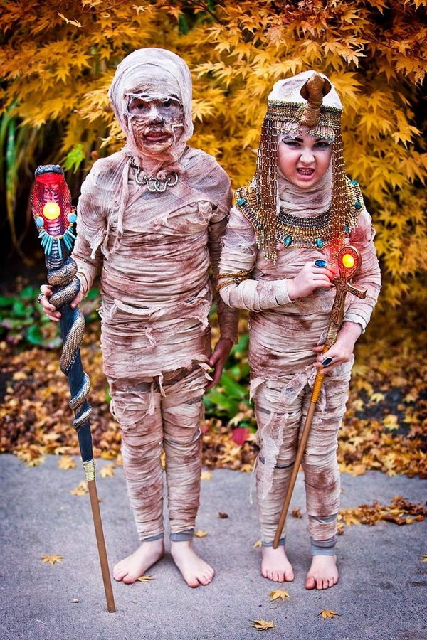 DIY Kid Zombie Costume
 Mummy Costume Tutorials and Ideas Noted List