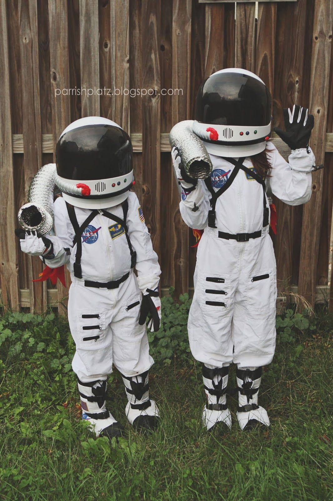 DIY Kids Astronaut Costume
 astronaut costumes with candy collecting jetpacks